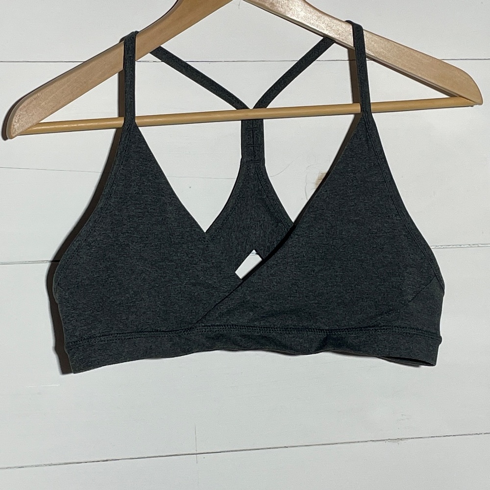 Patagonia Sports Bra with T Back and V Neck Bodice